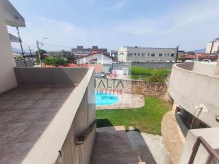 Casa Ampla com Piscina à Venda no Pontal de Santa Marina – 5 Dormitórios | 2 Suítes | 283m²
