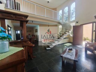 Casa Ampla com Piscina à Venda no Pontal de Santa Marina – 5 Dormitórios | 2 Suítes | 283m²