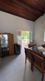 Casa Para Vender com 4 quartos 1 suítes no bairro Morro do Algodão em Caraguatatuba