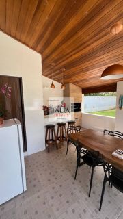 Casa Para Vender com 4 quartos 1 suítes no bairro Morro do Algodão em Caraguatatuba