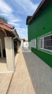 Casa Para Vender com 4 quartos 1 suítes no bairro Morro do Algodão em Caraguatatuba