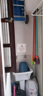 Imóvel sobrado, excelente conservação, apto 2 dormitórios sendo 1 suite, 2 vagas de garagens, zeladoria, churrasqueira.