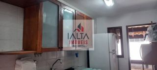 Imóvel sobrado, excelente conservação, apto 2 dormitórios sendo 1 suite, 2 vagas de garagens, zeladoria, churrasqueira.