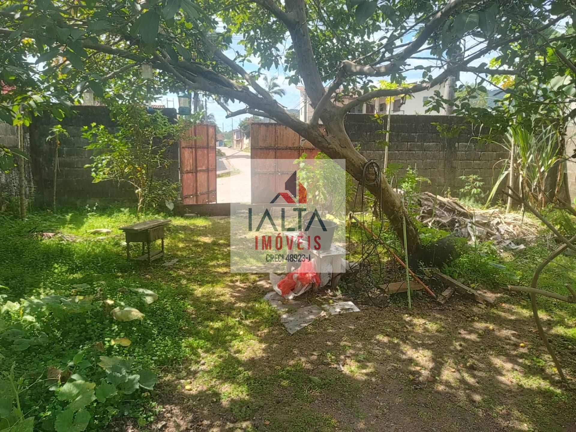 Terreno plano na Estufa 1 Excelente localização, 288m2, plano, Murado