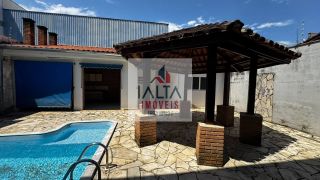 Casa | 4 Dormitórios | Centro, Caraguatatuba SP