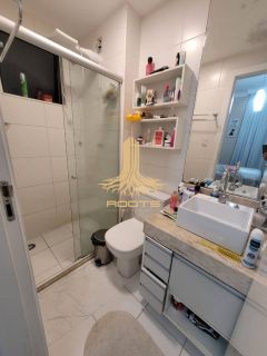 Apartamento à venda no bairro Luzia