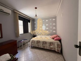 Casa à venda no bairro Farolândia