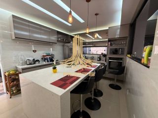 Casa à venda no bairro Farolândia