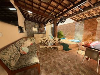 Casa à venda no bairro Farolândia