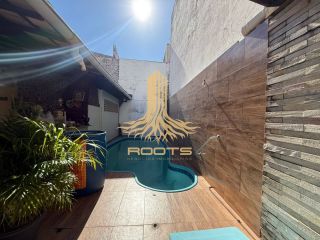 Casa à venda no bairro Farolândia