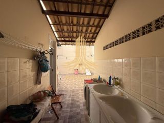 Casa à venda no bairro Farolândia