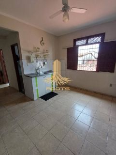 Casa à venda no bairro Farolândia