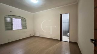 Casa à Venda com Churrasqueira no Bairro Jardim Aeroporto I