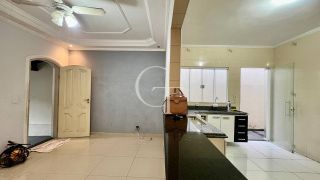 Casa à Venda com Churrasqueira no Bairro Jardim Aeroporto I