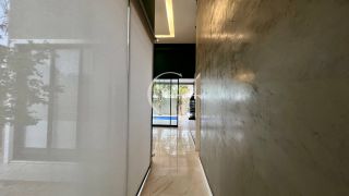 Casa Térrea á Venda com 3 Suítes e Piscina no Condomínio Reserva Saint Paul