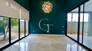 Casa Térrea á Venda com 3 Suítes e Piscina no Condomínio Reserva Saint Paul