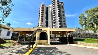 Apartamento de Alto Padrão à Venda em Itu | Edifício Residencial Portella Leste | 329 m² | 5 Dormitórios | 3 Suítes | 3 Vagas