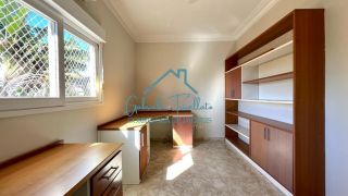 Casa em Condomínio no bairro Jardim Theodora