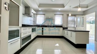 Casa em Condomínio no bairro Jardim Theodora