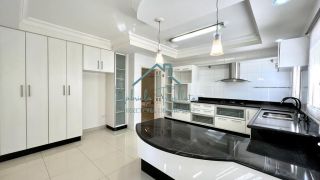 Casa em Condomínio no bairro Jardim Theodora
