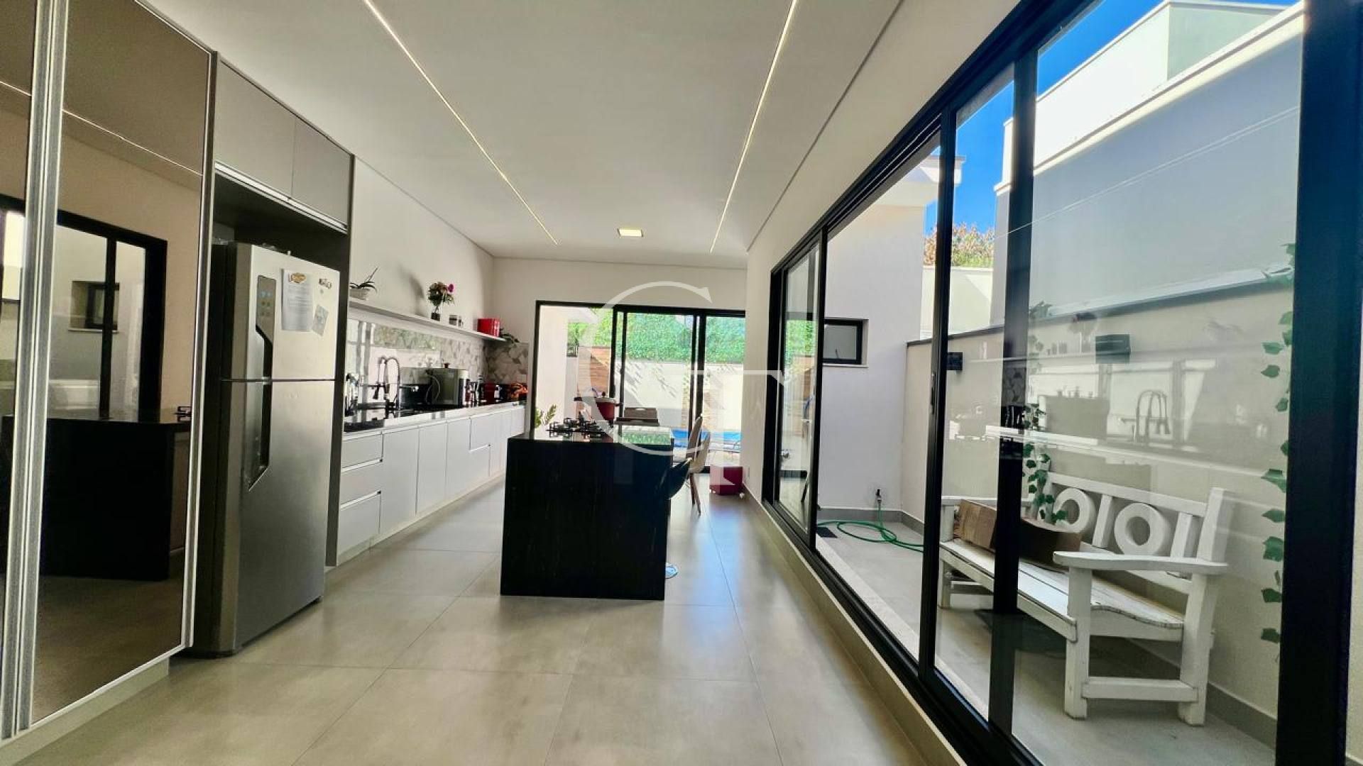 Casa térrea à venda no Condomínio Mont Blanc Itu SP