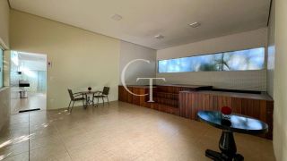 Mansão de esquina com vista privilegiada para o lago no Condomínio Fazenda Alvorada- Porto Feliz
