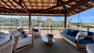 Mansão de esquina com vista privilegiada para o lago no Condomínio Fazenda Alvorada- Porto Feliz