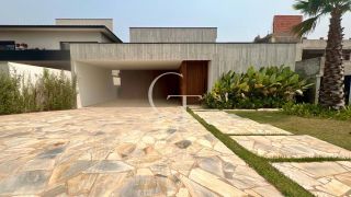 Casa de Alto Padrão à Venda no Condomínio Villas do Golfe- Itu SP