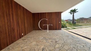 Casa de Alto Padrão à Venda no Condomínio Villas do Golfe- Itu SP