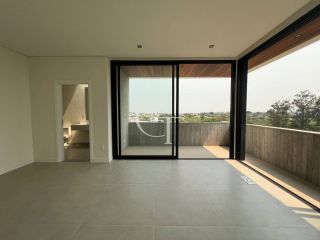 Casa de Alto Padrão à Venda no Condomínio Villas do Golfe- Itu SP