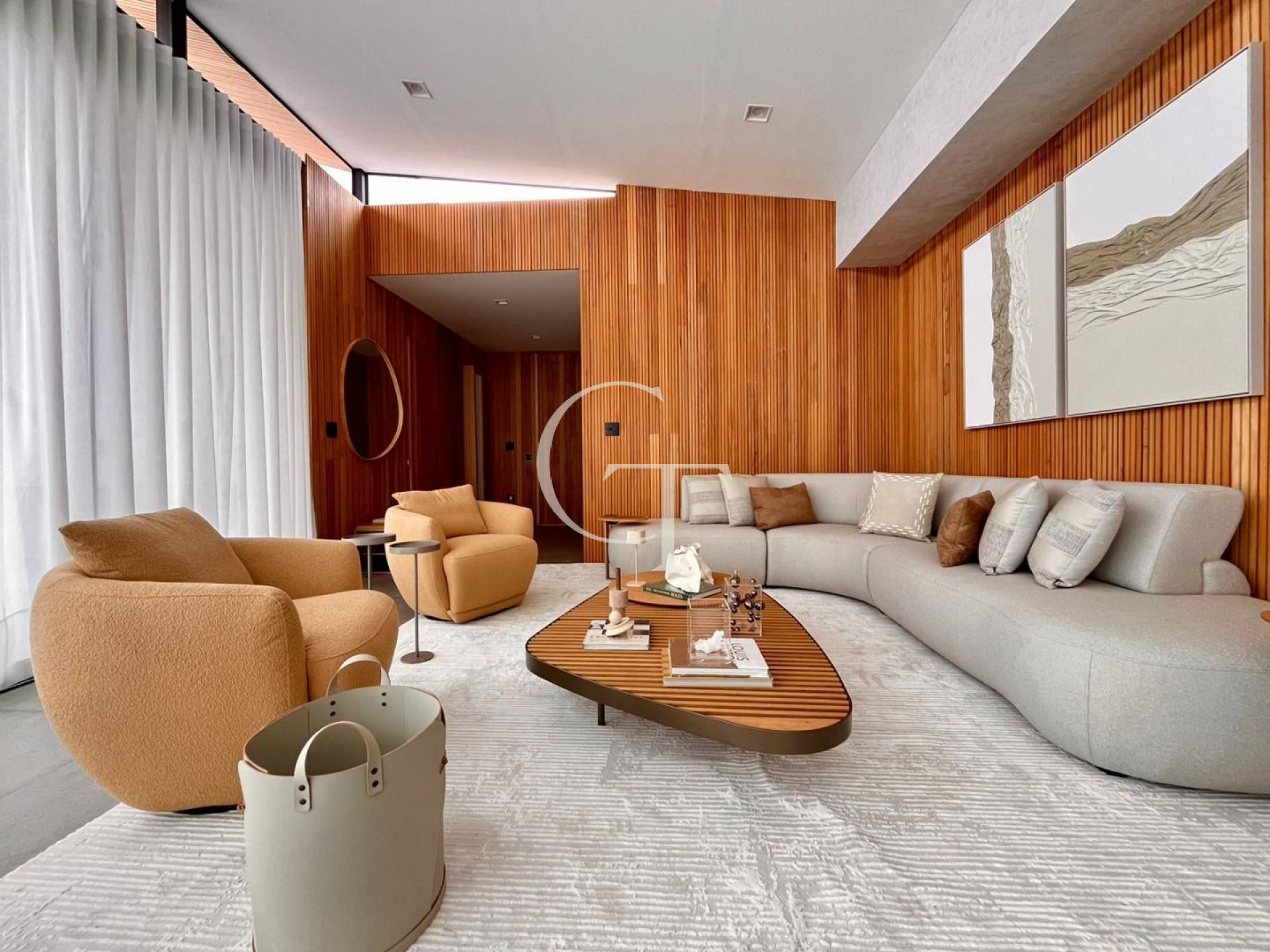 Casa Mobiliada e Decorada a Venda no Condomínio Villas do Golfe- Itu SP