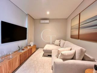 Casa Mobiliada e Decorada a Venda no Condomínio Villas do Golfe- Itu SP
