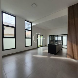 Casa Nova com Piscina para Venda no Condomínio Lagos D`Icaraí -Salto SP