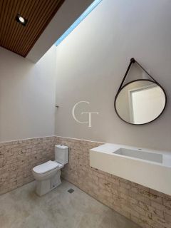 Casa mobiliada à venda no Condomínio Campos de Santo Antônio II – Vista para área verde e alto padrão em cada detalhe
