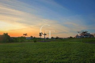 Casa mobiliada à venda no Condomínio Campos de Santo Antônio II – Vista para área verde e alto padrão em cada detalhe