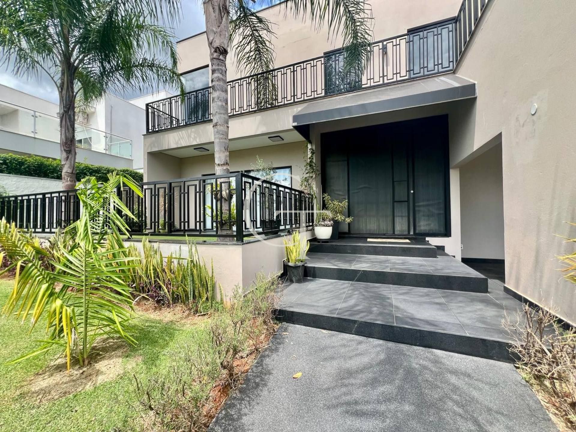 Casa Alto Padrão á Venda no Condomínio Palmeiras Imperiais – Salto/SP 03 Suítes | Mezanino com Vista para o Verde | Área Gourmet | Mobiliada