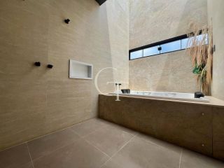 Casa Alto Padrão á Venda no Condomínio Palmeiras Imperiais – Salto/SP 03 Suítes | Mezanino com Vista para o Verde | Área Gourmet | Mobiliada