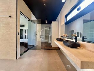 Casa Alto Padrão á Venda no Condomínio Palmeiras Imperiais – Salto/SP 03 Suítes | Mezanino com Vista para o Verde | Área Gourmet | Mobiliada