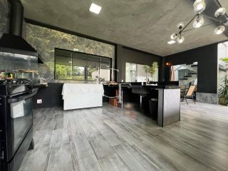 Casa Alto Padrão á Venda no Condomínio Palmeiras Imperiais – Salto/SP 03 Suítes | Mezanino com Vista para o Verde | Área Gourmet | Mobiliada
