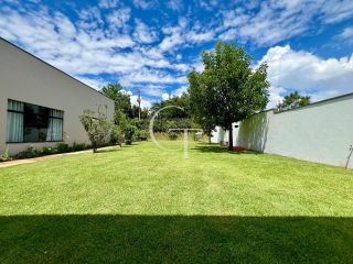 Casa Alto Padrão á Venda no Condomínio Palmeiras Imperiais – Salto/SP 03 Suítes | Mezanino com Vista para o Verde | Área Gourmet | Mobiliada