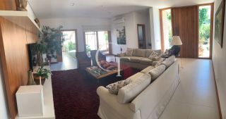 Casa Mobiliada á Venda no Condomínio Fazenda Vila Real Viva o Charme do Campo com Elegância
