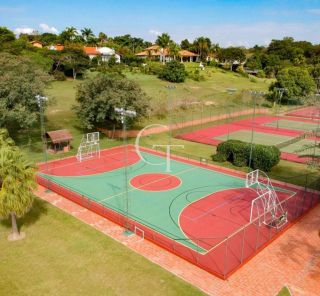 Casa Mobiliada á Venda no Condomínio Fazenda Vila Real Viva o Charme do Campo com Elegância