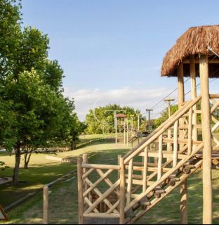 Casa Mobiliada á Venda no Condomínio Fazenda Vila Real Viva o Charme do Campo com Elegância