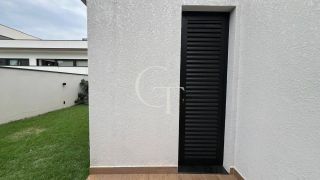 Casa térrea à venda no Condomínio Saint Paul – conforto, sofisticação e integração em um só lugar.