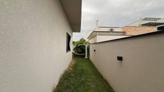 Casa térrea à venda no Condomínio Saint Paul – conforto, sofisticação e integração em um só lugar.