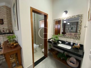 Sítio Para Vender com linda casa com lago em Porto Feliz