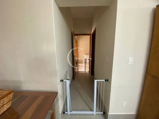 Sítio Para Vender com linda casa com lago em Porto Feliz