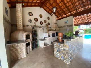 Sítio Para Vender com linda casa com lago em Porto Feliz