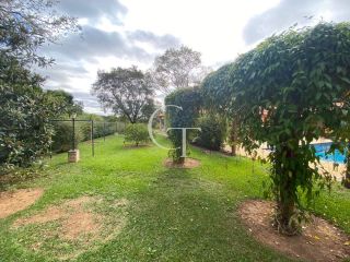 Sítio Para Vender com linda casa com lago em Porto Feliz