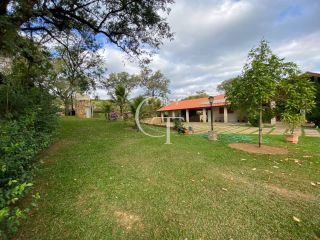 Sítio Para Vender com linda casa com lago em Porto Feliz